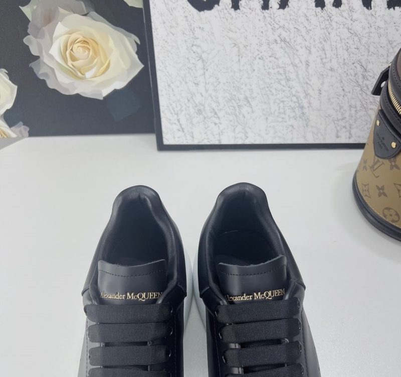 Alexander Mcqueen Casual Shoes